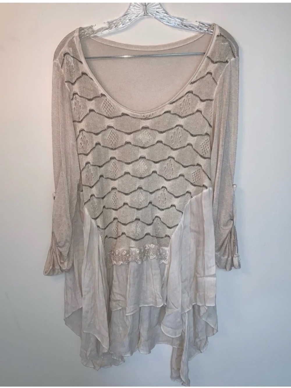 Beige and Cream Floral Lace Knit Embroidered Layered Tunic Top M